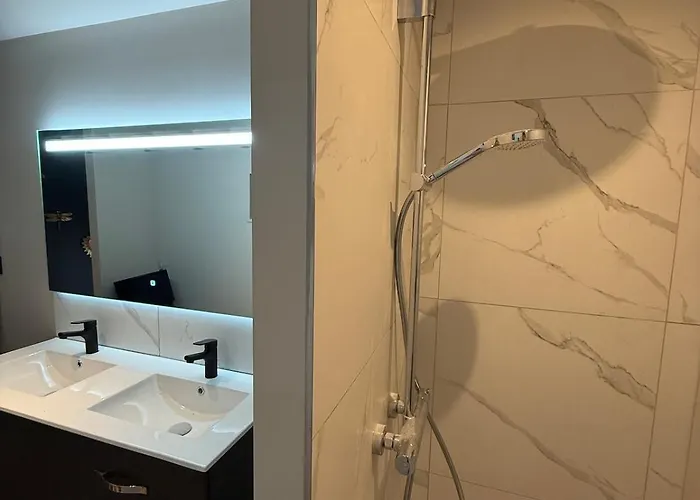 B&w Maison Confort Honfleur *